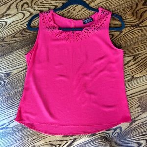 Tank top with cut out neckline
